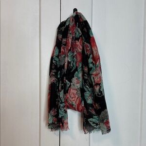 HH | Floral Patterned Scarf - Wraps around twice